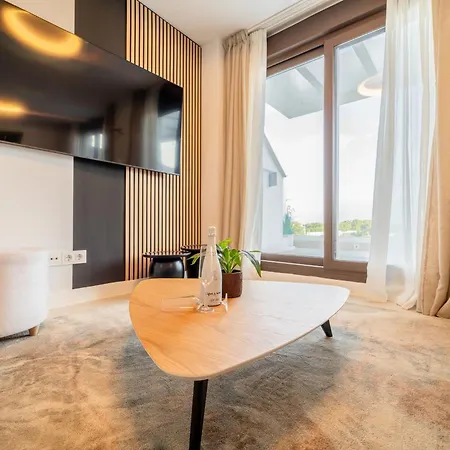 Horizon Penthouse *